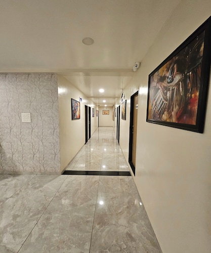 Annapurna Executive