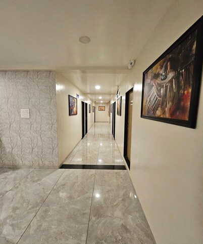Annapurna Executive