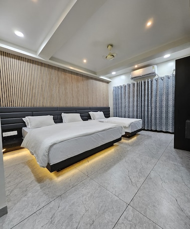 Luxury Three Bedroom. Annapurna Executive