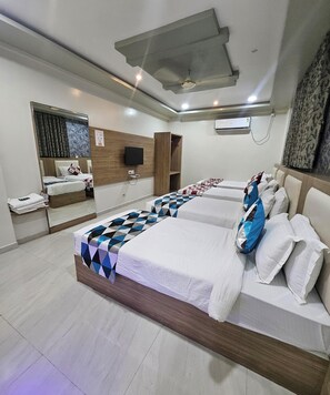 Luxury Four Bedroom | Bathroom - Annapurna Executive (Tuljapur)