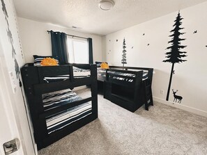 3 Schlafzimmer, Reisekinderbett, WLAN, Bettwäsche