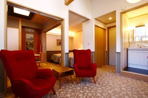 Executive Twin Room | Individually decorated, individually furnished, desk, bed sheets - IZUNA INN & SPA - the veggie delights (Ito)
