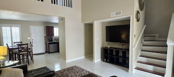 Beautiful, clutter free with lots of space. Great location!