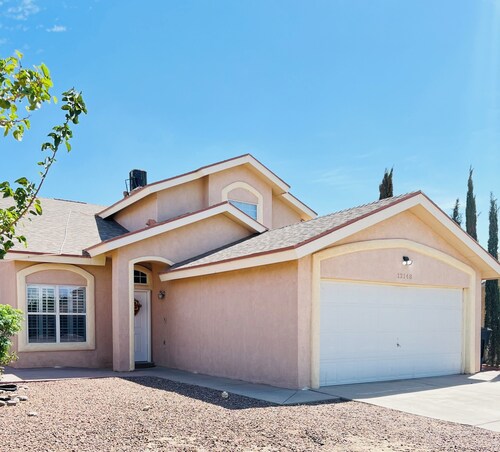 Beautiful, clutter free with lots of space. Great location!