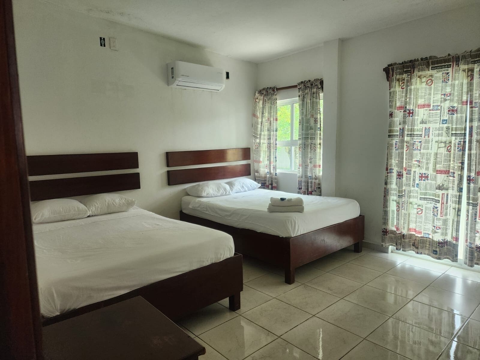 Wifi gratis y ropa de cama