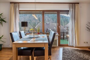 Dining - Holiday Apartment '2' with Mountain View, Balcony and Wi-Fi (Todtmoos)