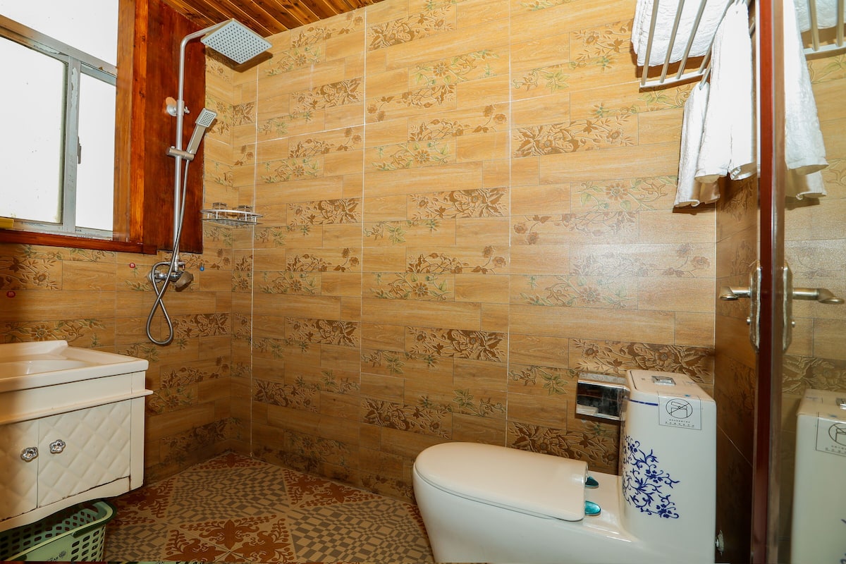 Masa, dizüstü bilgisayar çalışma alanı, ses yalıtımı