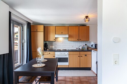 'Feichtenhäusl 1' with Mountain View, Private Terrace and Wi-Fi