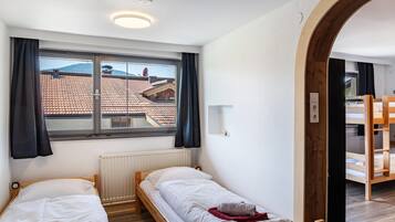 3 Schlafzimmer, kostenloses WLAN, Bettwäsche