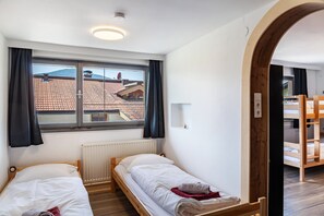 3 habitaciones, wifi gratis y ropa de cama 