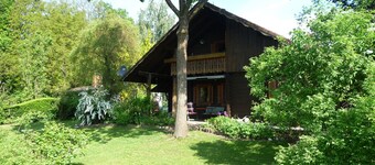 Holiday Home 'Zur Einberger Schweiz' with Private Terrace, Private Garden and Wi-Fi