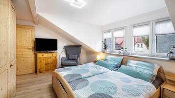 3 bedrooms, free WiFi, bed sheets