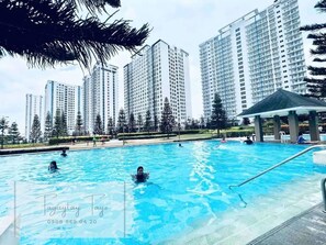 Pool - Staycation Home in a Central Location in Tagaytay with Own Parking (Tagaytay)