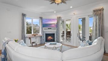 Televisión, chimenea