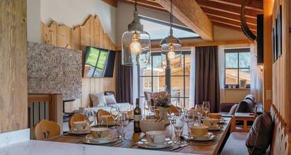 Amazing chalet with sauna right by the ski lift