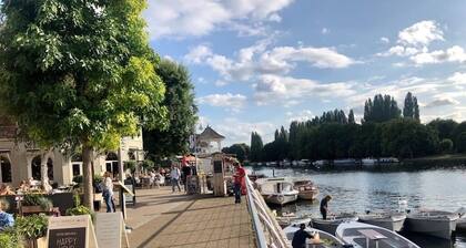 Twin Home- Free parkings, Surbiton Kingston upon Thames Surrey Greater London UK