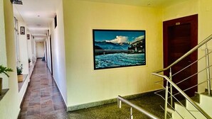 Lobby - Hotel Suryadev (Palampur)