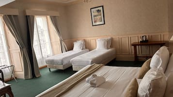 Family Room | Free WiFi