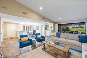 Unclassified image, 3 of 49, button