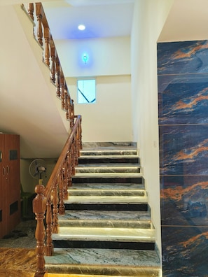 Interior - Ks rooms near by temple and giripradashan road car parking available (Tiruvannamalai)