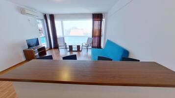 Soundproofing, iron/ironing board, free WiFi, bed sheets