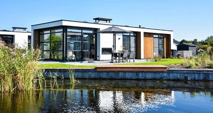 Loosdrecht Water Villa