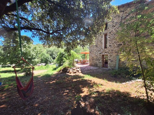 Ruhiges Ferienhaus mitten in der Natur