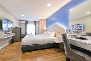 Minibar, in-room safe, desk, free WiFi - Shewin de Bangkok (Bangkok)