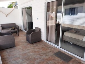 Habitación doble familiar | Caja de seguridad en la habitación y wifi gratis