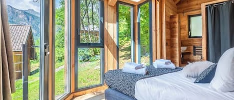 2 habitaciones, wifi gratis y ropa de cama