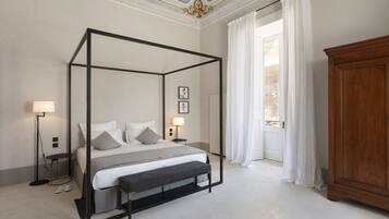 Premium Suite | 1 bilik tidur, peralatan tempat tidur premium, gebar bulu kapas