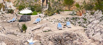 7 Bedroom Villa Sí with Private Sea Access