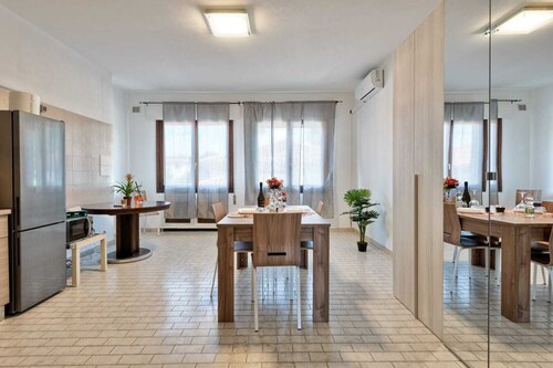 Venice Miramare Residence