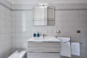 Interior detail - Venice Miramare Residence (Mestre)