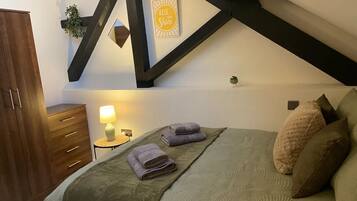 2 chambres, fer et planche Ă repasser, Wi-Fi, draps fournis