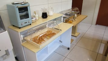 Gratis frukostbuffé varje dag