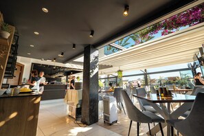 Restaurant - Hotel Joni (Ksamil)