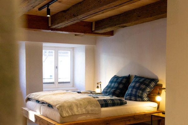 2 makuuhuonetta, silitysrauta/-lauta, Wi-Fi, vuodevaatteet