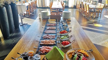 Dagelijks ontbijtbuffet inbegrepen