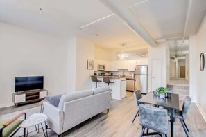 Televisie en een kantoor