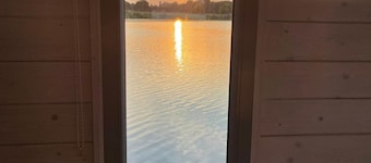 Time out on the Havel - Houseboat "nautikhus"