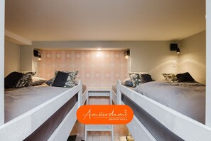 6 Schlafzimmer, Bügeleisen/Bügelbrett, Reisekinderbett, WLAN