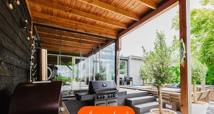 Amsterdam Group Villa | 16+ beds | 4 - 5 bedrooms