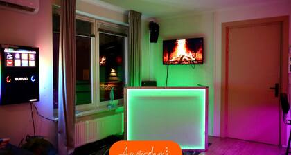 Amsterdam Group Villa | 16+ beds | 4 - 5 bedrooms