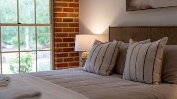 4 camere, ferro/asse da stiro, Wi-Fi, lenzuola