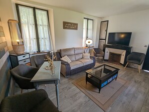 TV