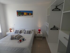 3 bedrooms, wheelchair access - Modern apartment for 6, terrace and parking in Notre-Dame-de-Monts (Notre-Dame-de-Monts)