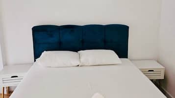 1 bedroom, desk, iron/ironing board, WiFi