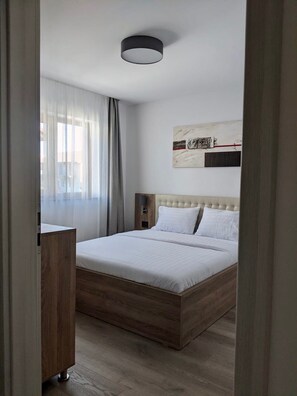 1 bedroom, desk, iron/ironing board, WiFi - Modern New and Elegant Apartment -PNM Residence D2 (Dumbrăvița)