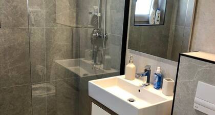 Modern New and Elegant Apartment -PNM Residence D3
